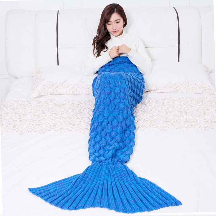 Deep-Blue Mermaid Tail Blanket